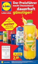 Saft im Lidl Prospekt "Der Preisführer macht Deutschland dauerhaft günstiger!" auf Seite 1