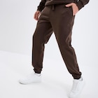 Pantalon jogging droit molleton marron foncé homme en promo chez La Halle Pantalon jogging droit molleton marron foncé homme dans le catalogue La Halle