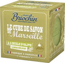 Le cube de savon de Marseille à l’huile d’olive - Géant Casino à La Ciotat Le cube de savon de Marseille à l’huile d’olive en promo chez Géant Casino La Ciotat à 4,72 €