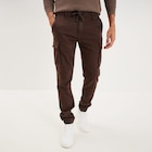 Pantalon cargo slim stretch marron foncé homme - La Halle Pantalon cargo slim stretch marron foncé homme à 19,99 € dans le catalogue La Halle
