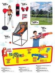 Offre Gants dans le catalogue JouéClub du moment à la page 90