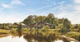 Lehr-Bauernhof, riesiger Freiluft-Spielplatz und Wasserabenteuer in der Nähe von Disneyland Paris im Center Parcs Prospekt Lehr-Bauernhof, riesiger Freiluft-Spielplatz und Wasserabenteuer in der Nähe von Disneyland Paris von Villages Nature Paris im aktuellen Center Parcs Prospekt für 368,00 €