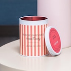 Promo Bougie metal rayures colorees à 3,99 € dans le catalogue B&M à Mazeley