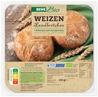 Aktuelle Brötchen Angebote bei REWE in Reutlingen Aktuelles Weizen Landbrötchen Angebot bei REWE in Reutlingen ab 1,29 €