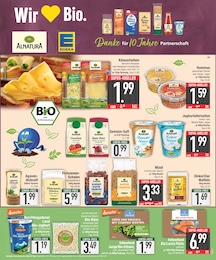 Vegan im EDEKA Prospekt "DAS BESTE DER WOCHE" auf Seite 17