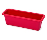 Schmal zulaufende Backform von  im aktuellen Tchibo Prospekt für 8,99 €