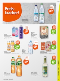 Volvic Touch im tegut Prospekt "tegut… gute Lebensmittel" auf Seite 19