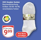 GLOBUS - Sneaker-Socken Angebot im Prospekt Sneaker-Socken bei GLOBUS im Prospekt "" für 9,99 €
