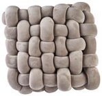 Aktuelle Kissen Angebote bei Penny in Mainz Aktuelles Knoten-Deko-Kissen Angebot bei Penny in Mainz ab 12,99 €