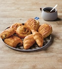 Promo Assortiment de viennoiseries à 3,90 € dans le catalogue U Express à Gouville-sur-Mer