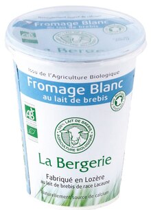 Fromage blanc au lait de brebis - Biomonde à Paris Fromage blanc au lait de brebis en promo chez Biomonde Paris à 2,28 €