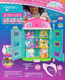 Puppenhaus im Smyths Toys Prospekt "Spielzeug Katalog" auf Seite 57