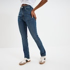 Jeans slim taille haute denim dirty femme - La Halle Jeans slim taille haute denim dirty femme à 25,99 € dans le catalogue La Halle