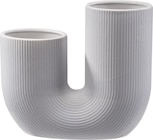 Vase aus Keramik, U-Form, gerillt, eisblau (7x21 cm) bei dm-drogerie markt im Ehingen Prospekt für 14,95 €