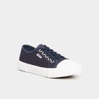 Tennis basses en toile bleu marine garçon dans le catalogue La Halle