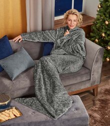 Kuscheldecke mit Ärmeln bei ALDI Nord in Cuxhaven Kuscheldecke mit Ärmeln im Angebot bei ALDI Nord Cuxhaven für 19,99 €