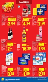Vin Angebote im Prospekt "Plus de 55 produits bio dans l'assiette, ça vaut le coup." von Lidl auf Seite 14