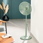 Ventilateur sur pied 45W métal vert en promo chez Castorama Ventilateur sur pied 45W métal vert dans le catalogue Castorama