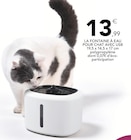 Promo La fontaine à eau pour chat avec usb à 13,99 € dans le catalogue Stokomani à Orange