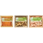 SUR TOUTES LES SALADES BIO 200 G - MIX BUFFET en promo chez Carrefour SUR TOUTES LES SALADES BIO 200 G - MIX BUFFET dans le catalogue Carrefour
