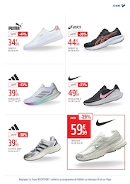 Offre Chaussures Femme dans le catalogue Intersport du moment à la page 21