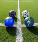 Ballon UCL, PSG, OM ou Real Madrid en promo chez Carrefour Ballon UCL, PSG, OM ou Real Madrid dans le catalogue Carrefour