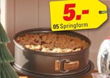 Aktuelle Backzubehör Angebote bei Höffner in Dresden Aktuelles Springform Angebot bei Höffner in Dresden ab 5,00 €
