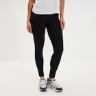 Promo Legging taille élastiquée noir femme à 9,99 € dans le catalogue La Halle à Lanester