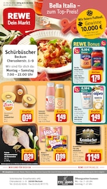 Aktueller REWE Prospekt mit Erdbeeren, "Dein Markt", Seite 1