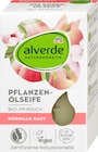 Seifenstück Pflanzenölseife mit Pfirsich von alverde NATURKOSMETIK im aktuellen dm-drogerie markt Prospekt für 0,95 €