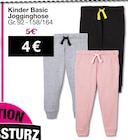 Kinder Basic Jogginghose im Woolworth Prospekt Kinder Basic Jogginghose im aktuellen Woolworth Prospekt für 4,00 €
