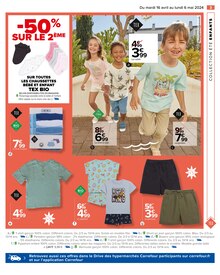 Promo Vêtements Garçon dans le catalogue Carrefour du moment à la page 5