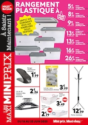 Chaussures Angebote im Prospekt "LES MAXI MINI PRIX" von Maxi Bazar Chaussures Angebote im Prospekt "LES MAXI MINI PRIX" von Maxi Bazar auf Seite 2