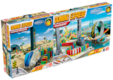 Domino Express Classic et Super Dealer - GOLIATH - La Grande Récré Domino Express Classic et Super Dealer - GOLIATH à 39,99 € dans le catalogue La Grande Récré