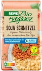 REWE Satow - Soja Schnetzel Angebot im Prospekt Soja Schnetzel bei REWE im Satow Prospekt für 1,49 €