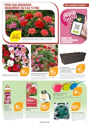 Bricolage en promo dans le catalogue Point Vert à la page 3