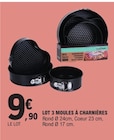 Lot 3 moules à charnières en promo chez E.Leclerc Issy-les-Moulineaux à 9,90 €