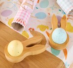 Lot de 2 coquetiers en bambou en promo chez B&M Neuilly-sur-Seine à 2,22 €