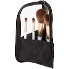Pinceaux de maquillage dans trousse - Action en promo chez Action Grenoble à 3,47 €