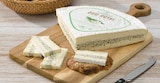 Duo royal - brie farci à l' ail des ours ou brie farci aux tomates, poivrons et romarin en promo chez Super U Metz à 16,99 €