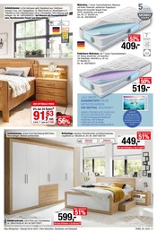 Ähnliche Angebote wie Matratzenbezug im Prospekt "Jubiläumstage des Wohnens!" auf Seite 11 von Opti-Wohnwelt in Bremen
