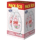Lessive Liquide "Pack Éco" - SKIP en promo chez Carrefour Market Nantes à 21,15 €