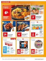 Offre Crevettes cuites dans le catalogue Auchan Hypermarché du moment à la page 18