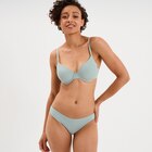 Soutien-gorge corbeille microfibre vert clair femme à 10,99 € dans le catalogue La Halle