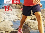 Short de randonnée aaron enfant en promo chez Intersport Short de randonnée aaron enfant dans le catalogue Intersport