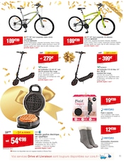 Trottinette Angebote im Prospekt "JOYEUX NOËL & MEILLEURS PRIX" von Carrefour auf Seite 11