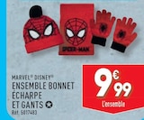 Promo Ensemble bonnet écharpe et gants à 9,99 € dans le catalogue Aldi à Thennelières