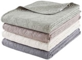 Aktuelle Bettdecke Angebote bei mömax in Koblenz Aktuelles TAGESDECKE „GRACE“ Angebot bei mömax in Koblenz ab 9,99 €