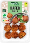 Hafer-Bällchen von REWE Bio pflanzlich für 1,79 € bei REWE im Angebot Hafer-Bällchen von REWE Bio pflanzlich im aktuellen REWE Prospekt