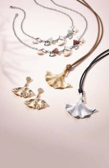 Kette bei Ernstings family in Kassel Kette im Angebot bei Ernstings family Kassel für 7,99 €